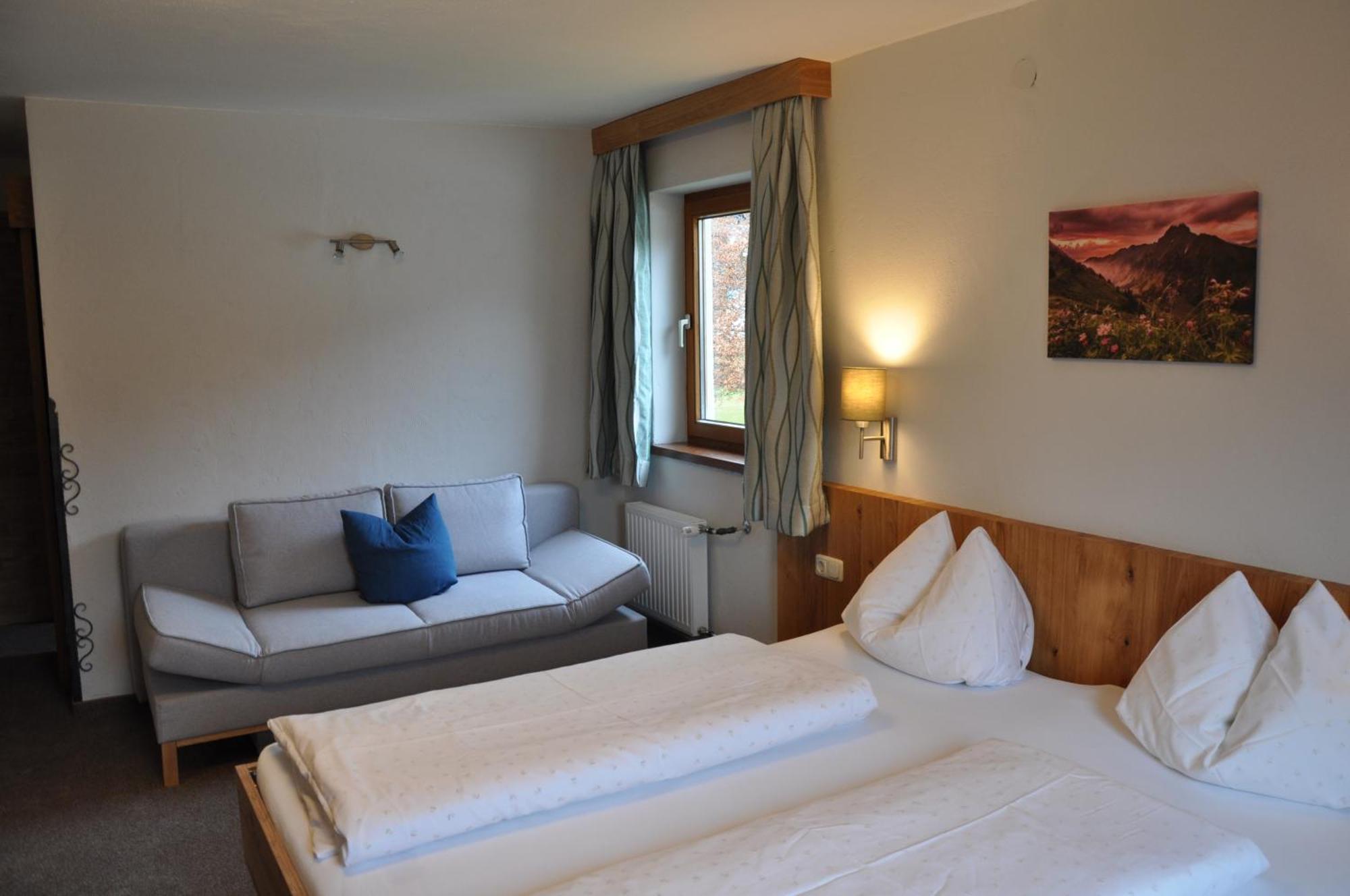 Hotel Berghof Berwang Esterno foto